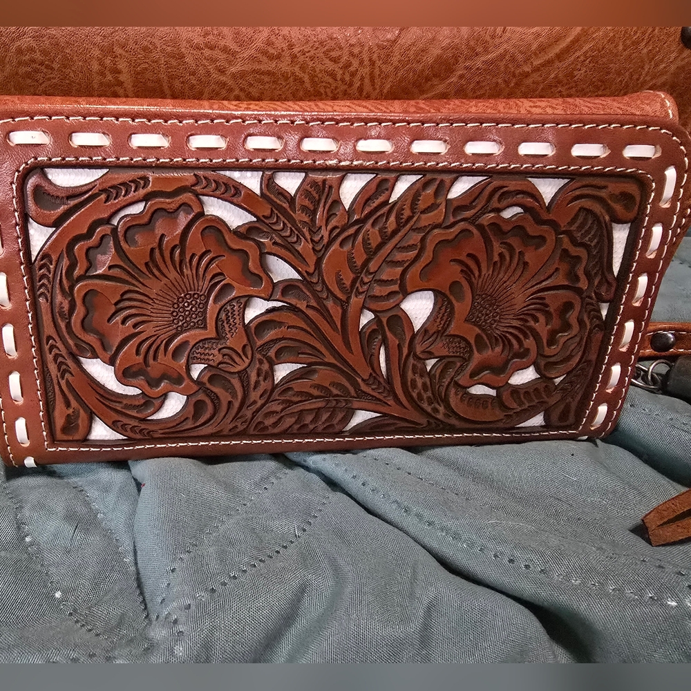 Nocona Brown and White Floral Wallet